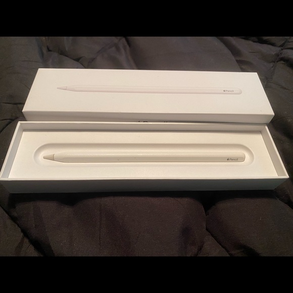 iPad Air(4th generation)
Apple Pencil (2nd generation)
iPad Smart Keyboard folio - Picture 3 of 5